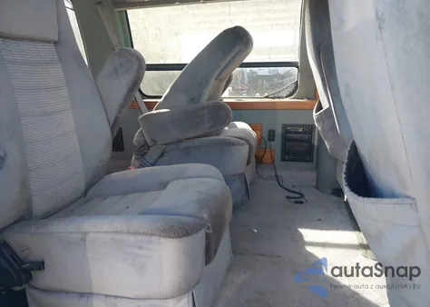 1998 Chevrolet Chevy Van G1500 из США, поврежденный, VIN 1GBFG15R2W1093422